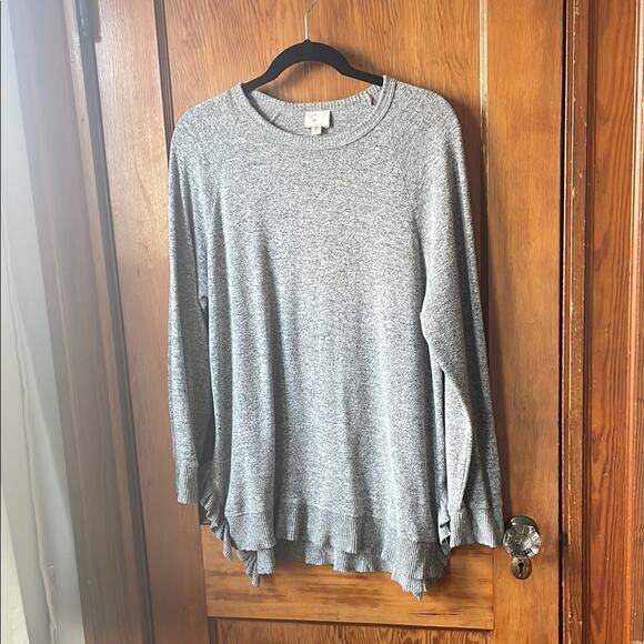 Anthropologie Heather Gray Crew Neck Knit Sweater with Ruffle Hem - Picture 1 of 4
